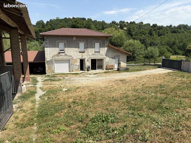 Propriété 4 pièces 130 m²