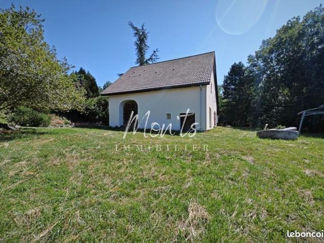 Propriété 4 pièces 130 m²