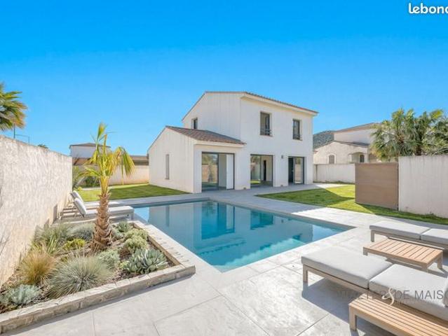 Propriété 4 pièces 130 m²