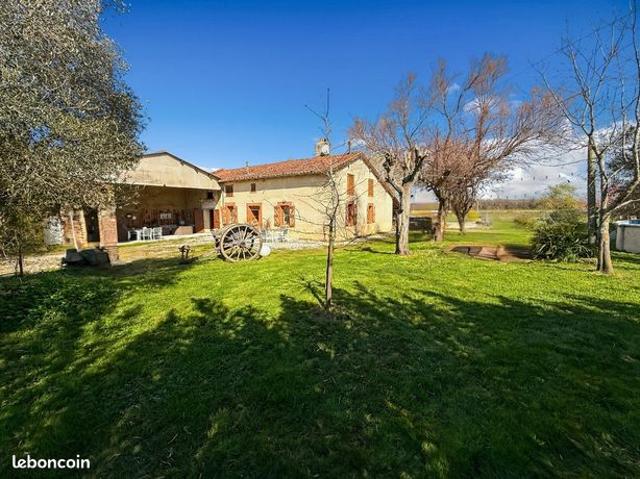 Propriété 4 pièces 130 m²
