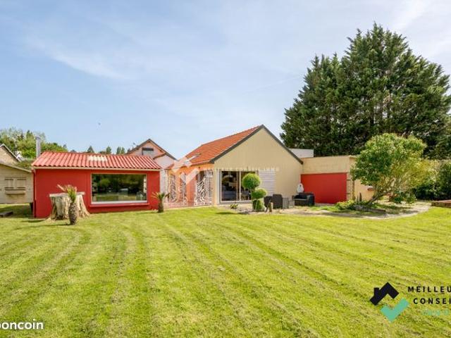 Propriété 4 pièces 130 m²