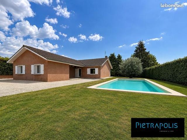 Propriété 4 pièces 131 m²