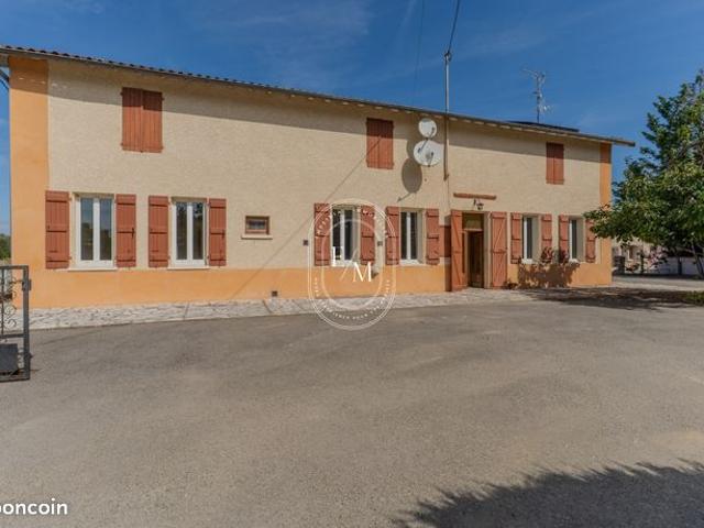 Propriété 4 pièces 131 m²