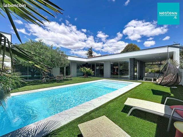 Propriété 4 pièces 131 m²