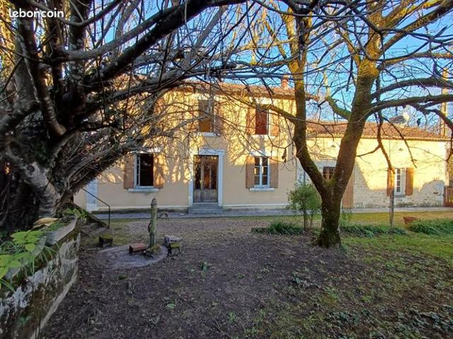 Propriété 4 pièces 132 m²