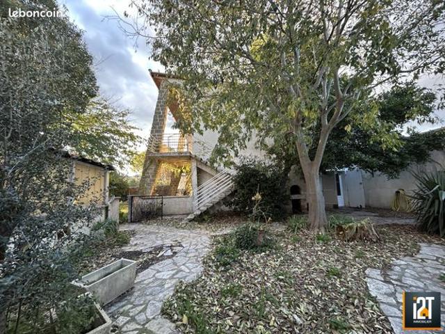 Propriété 4 pièces 132 m²