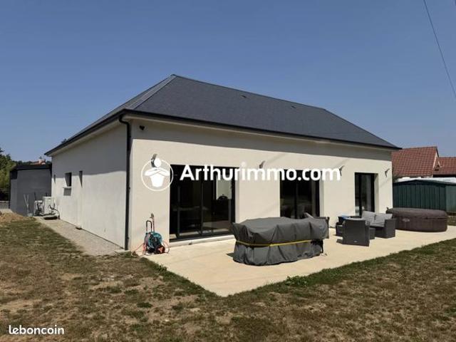 Propriété 4 pièces 132 m²