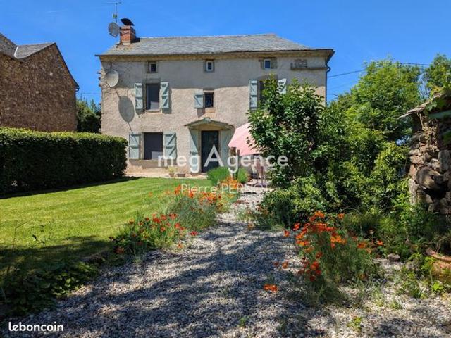 Propriété 4 pièces 144 m²