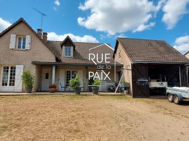 Propriété 4 pièces 144 m²