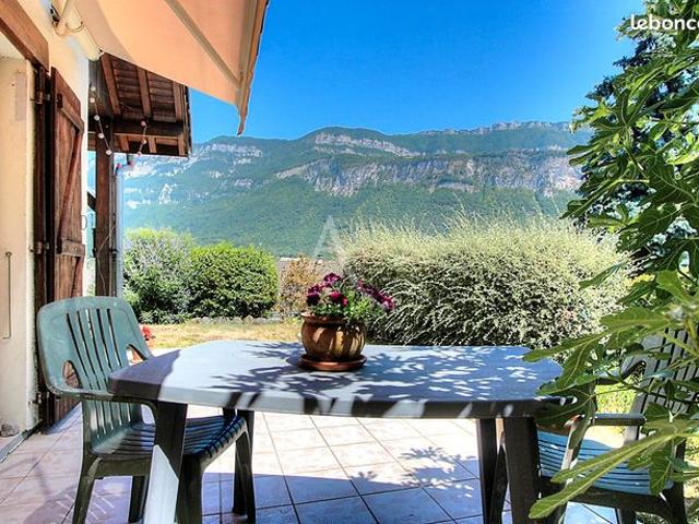 Propriété 4 pièces 145 m²