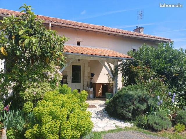 Propriété 4 pièces 147 m²