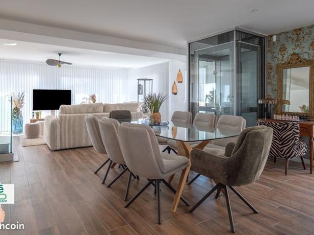 Propriété 4 pièces 149 m²