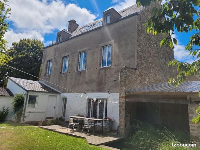 Propriété 4 pièces 140 m²