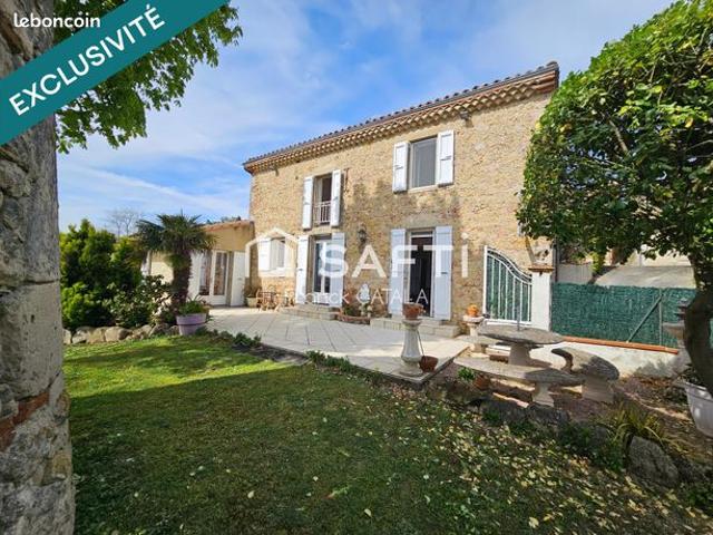 Propriété 4 pièces 140 m²