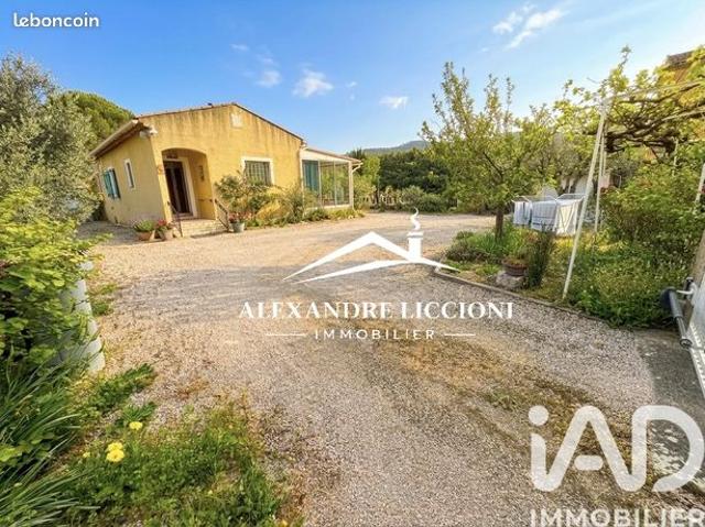 Propriété 4 pièces 140 m²