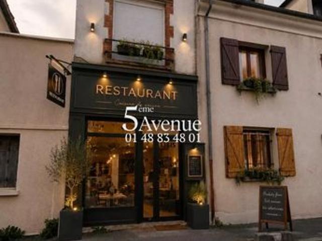 Propriété 4 pièces 140 m²