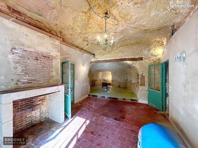 Propriété 4 pièces 140 m²