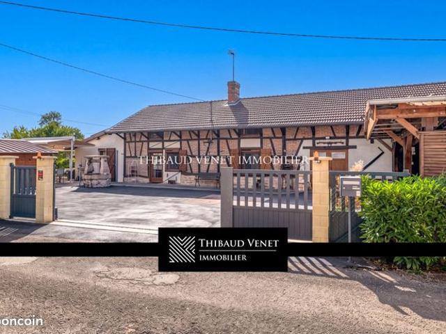 Propriété 4 pièces 140 m²