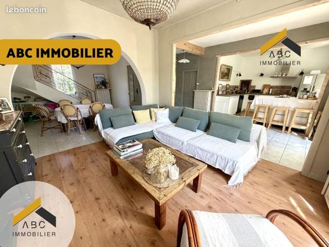 Propriété 4 pièces 140 m²