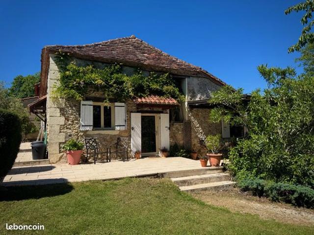 Propriété 4 pièces 141 m²