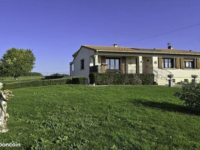 Propriété 4 pièces 142 m²