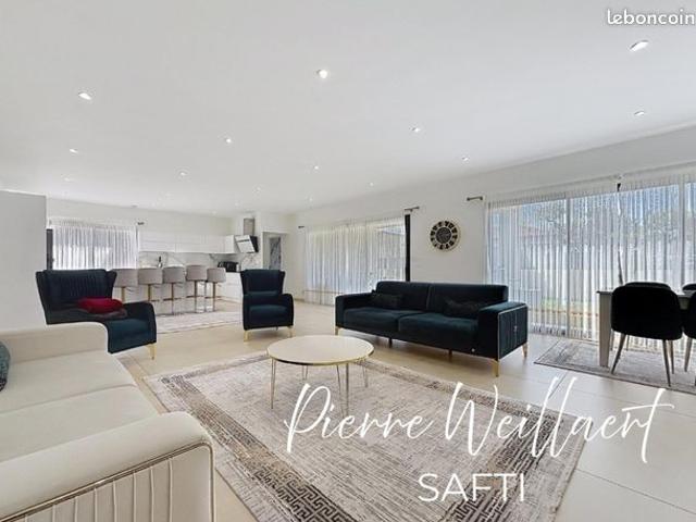Propriété 4 pièces 143 m²
