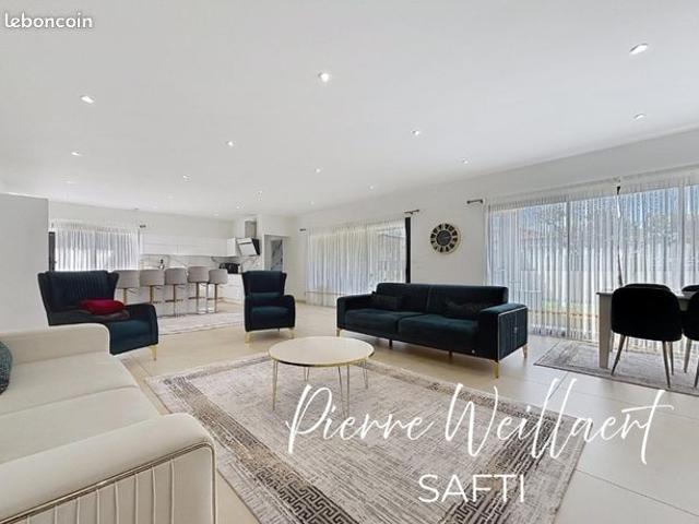 Propriété 4 pièces 143 m²