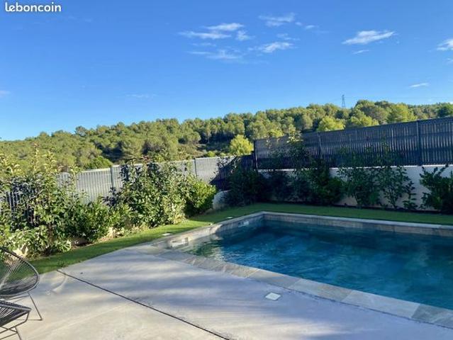 Propriété 4 pièces 143 m²