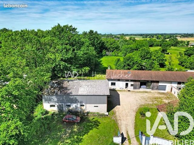 Propriété 4 pièces 155 m²