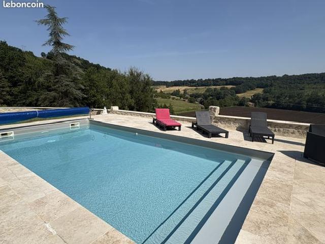 Propriété 4 pièces 155 m²