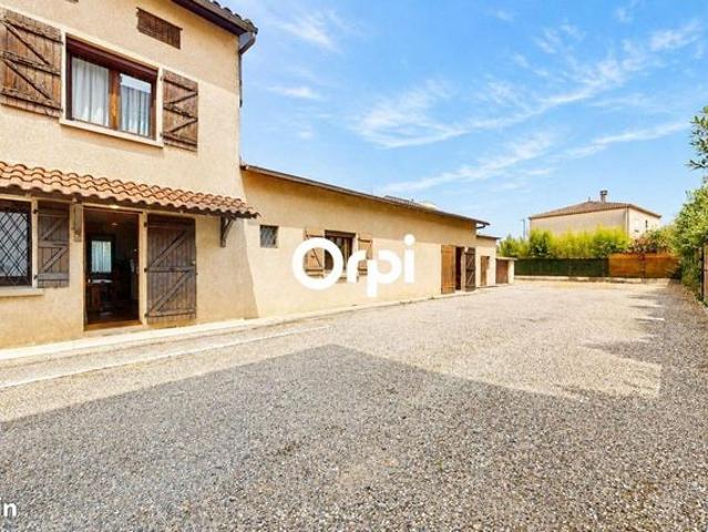Propriété 4 pièces 157 m²