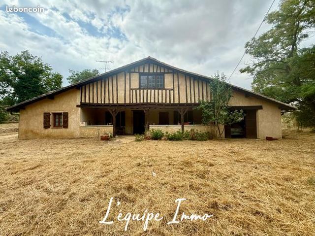 Propriété 4 pièces 158 m²