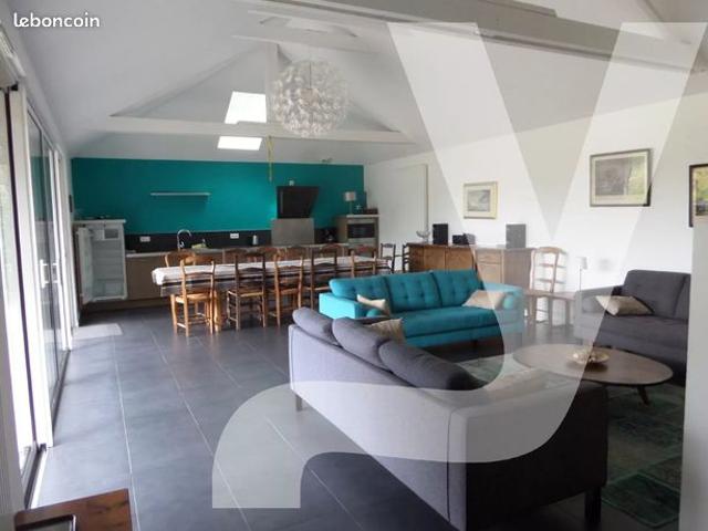 Propriété 4 pièces 158 m²