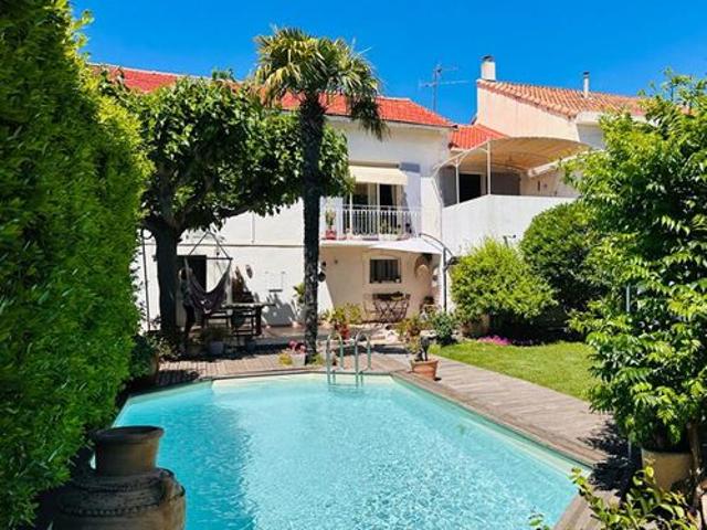 Propriété 4 pièces 150 m²
