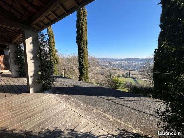 Propriété 4 pièces 150 m²