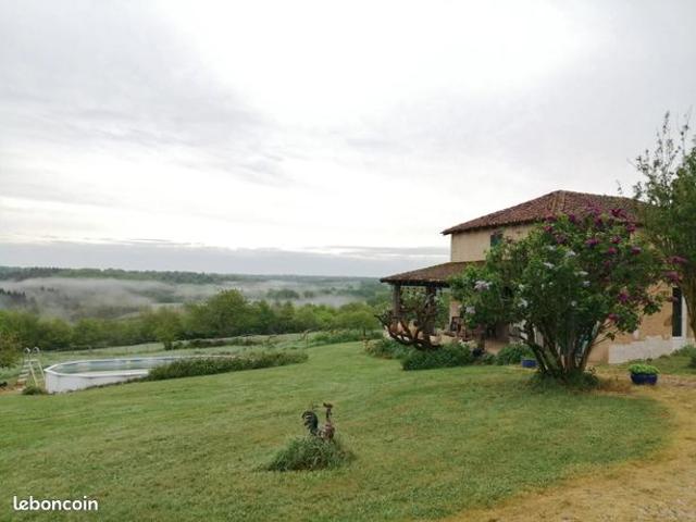 Propriété 4 pièces 151 m²