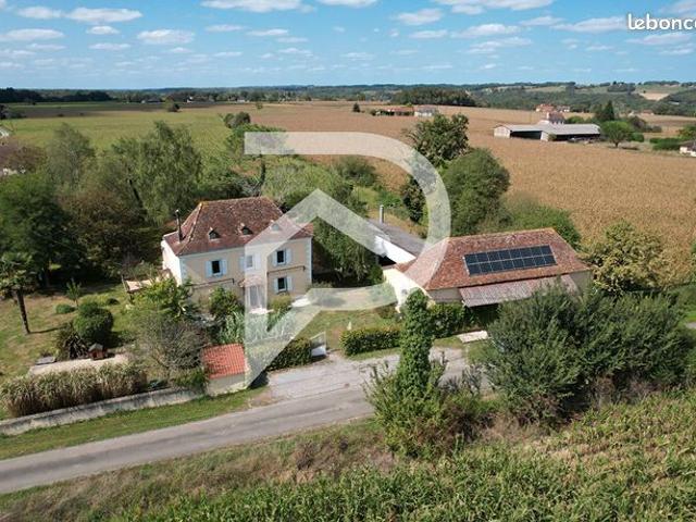 Propriété 4 pièces 152 m²