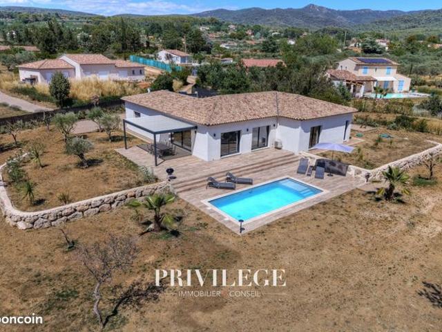 Propriété 4 pièces 152 m²