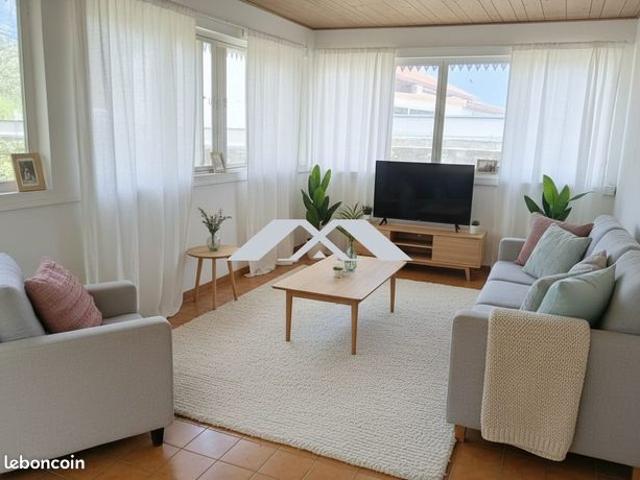 Propriété 4 pièces 164 m²