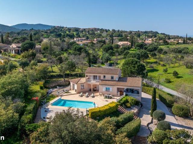 Propriété 4 pièces 166 m²