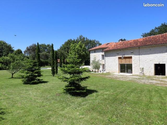 Propriété 4 pièces 160 m²