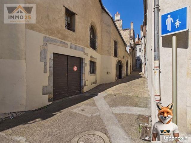 Propriété 4 pièces 160 m²