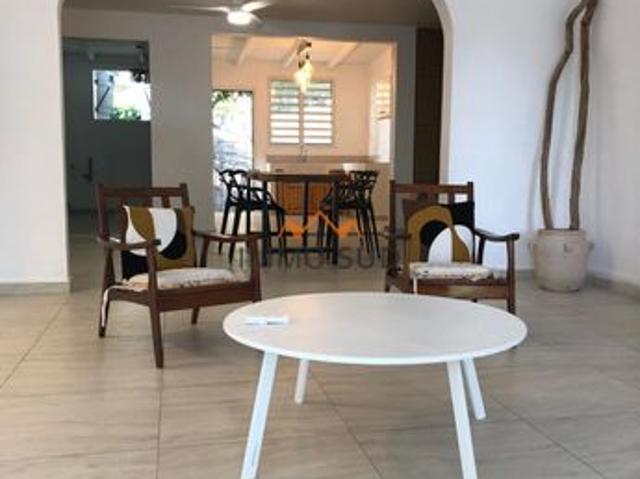 Propriété 4 pièces 163 m²