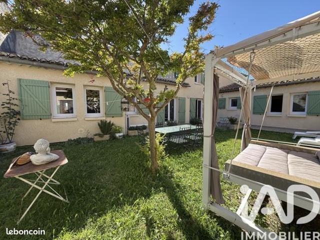 Propriété 4 pièces 174 m²