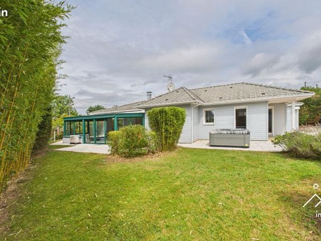 Propriété 4 pièces 174 m²