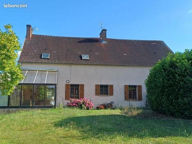 Propriété 4 pièces 175 m²