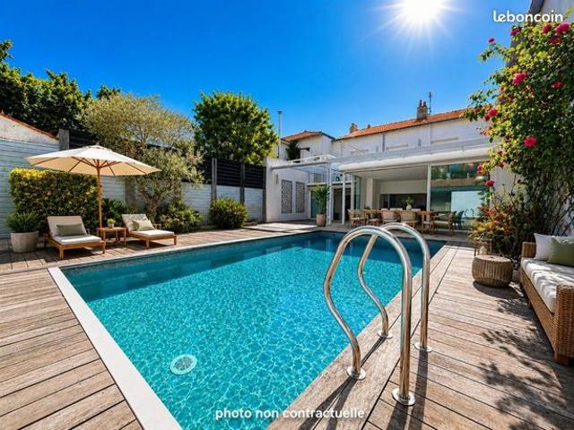 Propriété 4 pièces 178 m²