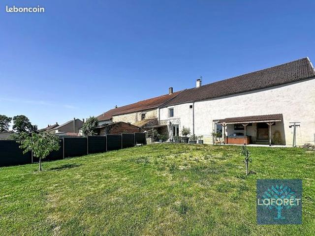 Propriété 4 pièces 170 m²