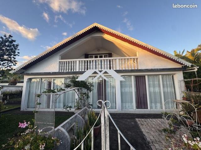 Propriété 4 pièces 170 m²