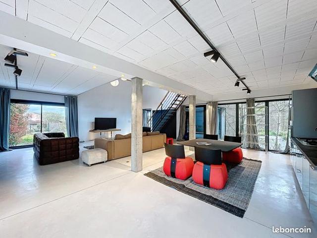 Propriété 4 pièces 170 m²